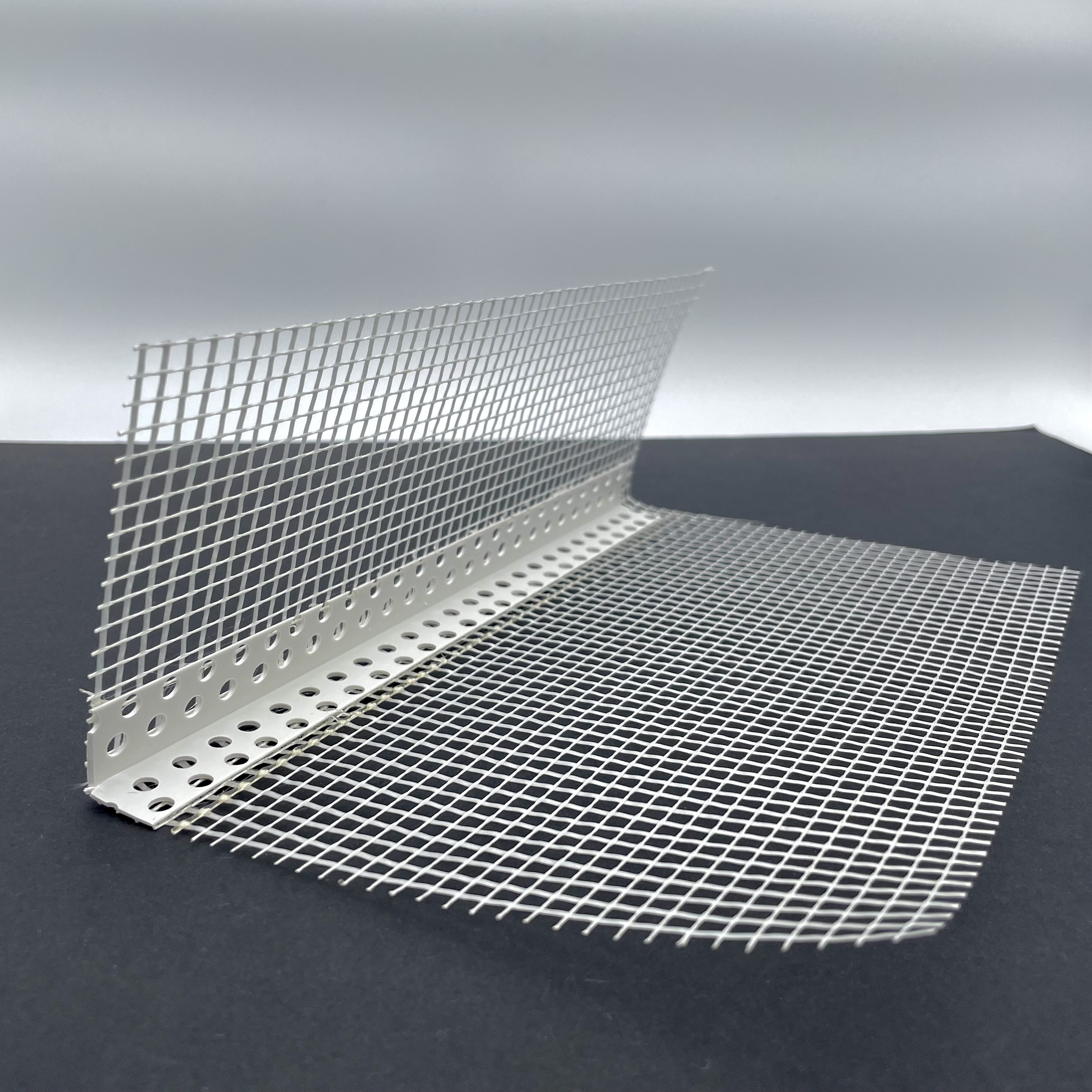 PVC Corner with mesh 10x15cm